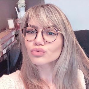 Meet your Posher, Shelly